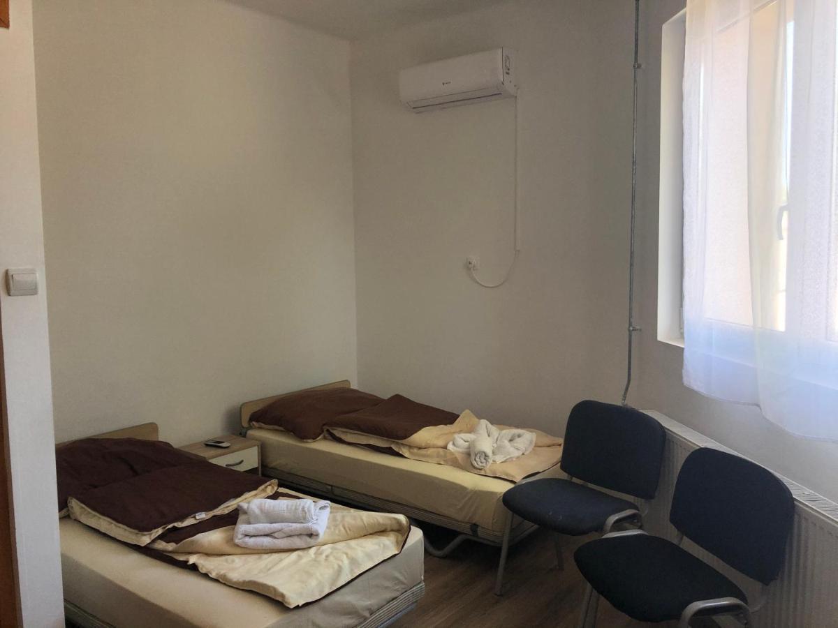 Almasy Vendeghaz Hotell Torokszentmiklos Eksteriør bilde